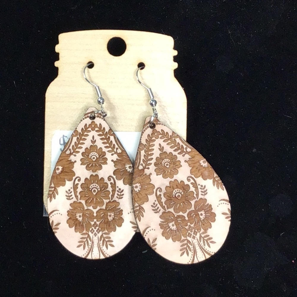 Damask Earrings  (5jj)